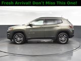 Used 2017 Jeep Compass Latitude w/ Popular Equipment Group image 4
