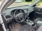 Used 2020 Jeep Cherokee Latitude w/ Cold Weather Group image 2