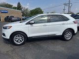 Used 2024 Ford Edge SEL image 3