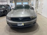 Used 2010 Ford Mustang Convertible image 2