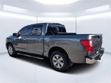 Used 2017 Nissan Titan SV image 5