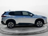 Used 2023 Nissan Rogue SV image 2