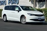Used 2023 Chrysler Voyager LX image 2