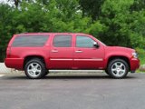 Used 2014 Chevrolet Suburban LTZ image 2