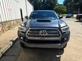 Used 2017 Toyota Tacoma 4x4 Double Cab image 2
