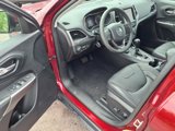 Used 2021 Jeep Cherokee Latitude Lux w/ Comfort/Convenience Group image 6