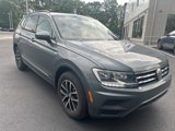 Used 2021 Volkswagen Tiguan SE w/ Panoramic Sunroof Package image 3
