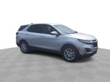 Used 2022 Chevrolet Equinox LT image 2