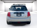Used 2017 MINI Cooper 4-Door Hardtop image 6