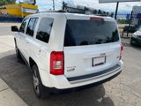 Used 2016 Jeep Patriot High Altitude image 2