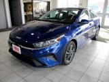 Used 2023 Kia Forte LXS w/ LXS Technology Package image 3