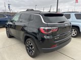 Used 2022 Jeep Compass Latitude w/ Convenience Group image 5