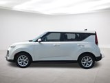 Used 2022 Kia Soul LX w/ Technology Package image 4