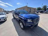 Used 2023 Nissan Frontier SV image 3
