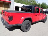 Used 2022 Jeep Gladiator Sport image 3