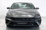 Certified 2025 Hyundai Elantra SE image 3