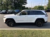Used 2022 Jeep Grand Cherokee Altitude image 5