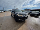 Used 2011 Toyota Highlander SE w/ Tow Pkg image 4