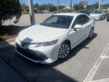 Used 2018 Toyota Camry LE image 2
