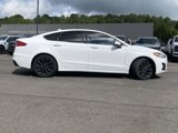 Used 2019 Ford Fusion SE image 2
