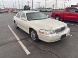 Used 2006 Lincoln Town Car Designer Series image 3