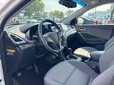 Used 2019 Hyundai Santa Fe XL SE image 4