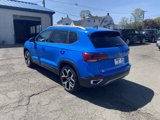 Used 2022 Volkswagen Taos SEL w/ Panoramic Sunroof Package image 5