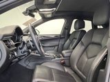 Used 2024 Porsche Macan image 5