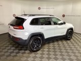 Used 2017 Jeep Cherokee Trailhawk image 4