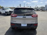 Used 2018 Jeep Cherokee Trailhawk image 5
