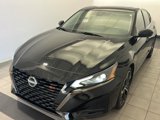 Used 2023 Nissan Altima 2.5 SR w/ SR Premium Package image 3
