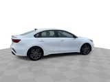 Used 2023 Kia Forte GT-Line w/ GT-Line Premium Package image 2