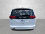 Used 2022 Chrysler Voyager LX image 5
