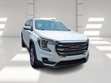 Used 2022 GMC Terrain SLT w/ Tech Package image 3