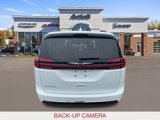 Used 2022 Chrysler Pacifica Touring-L image 6