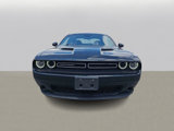 Used 2023 Dodge Challenger SXT image 2