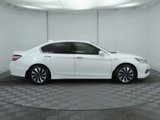 Used 2017 Honda Accord Touring image 4