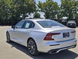 Certified 2022 Volvo S60 B5 Momentum image 5