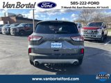 Used 2022 Ford Escape SEL image 4