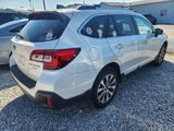 Used 2018 Subaru Outback 3.6R Touring image 4