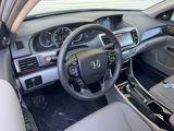 Used 2017 Honda Accord EX-L image 3