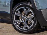 Used 2017 Jeep Renegade Limited image 3