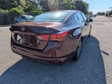 Used 2024 Nissan Altima 2.5 SV image 3