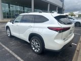Used 2021 Toyota Highlander Limited image 4