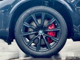Used 2019 BMW X5 xDrive50i w/ M Sport Package image 3