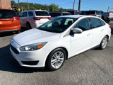 Used 2015 Ford Focus SE image 2