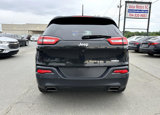 Used 2015 Jeep Cherokee Latitude w/ Comfort/Convenience Group image 5