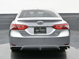 Used 2020 Toyota Camry SE image 4