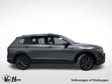 Used 2022 Volkswagen Tiguan SE image 2
