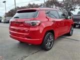 Certified 2022 Jeep Compass Limited image 4